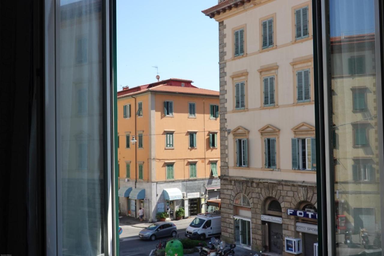 Casa Mille Baci Con Parcheggio Apartamento Livorno Exterior foto