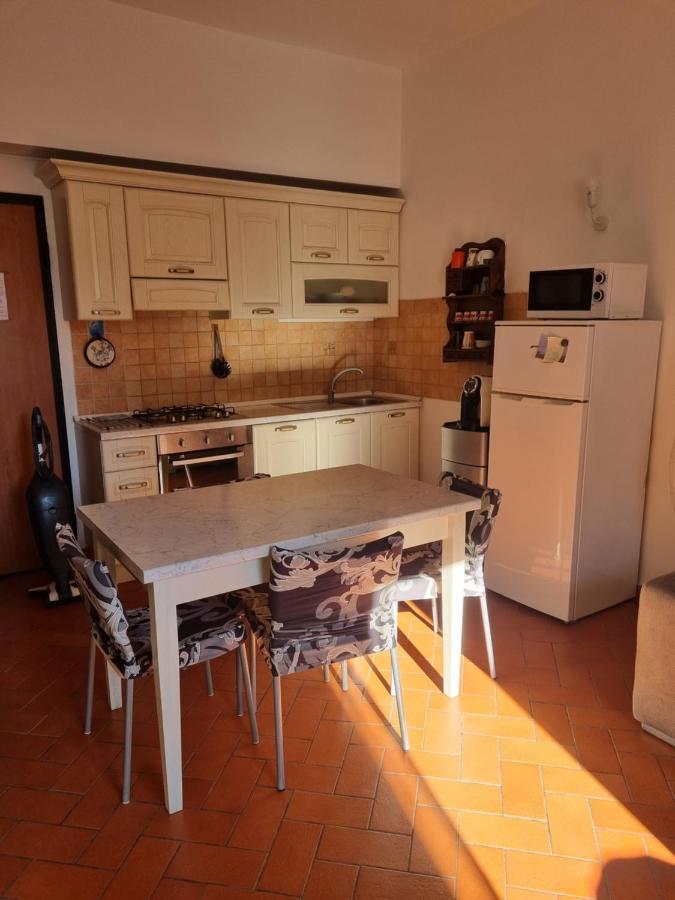 Casa Mille Baci Con Parcheggio Apartamento Livorno Exterior foto